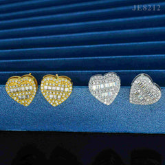 GL Heart Shape Emerald Round Cut S925 Moissanite Diamond Earring