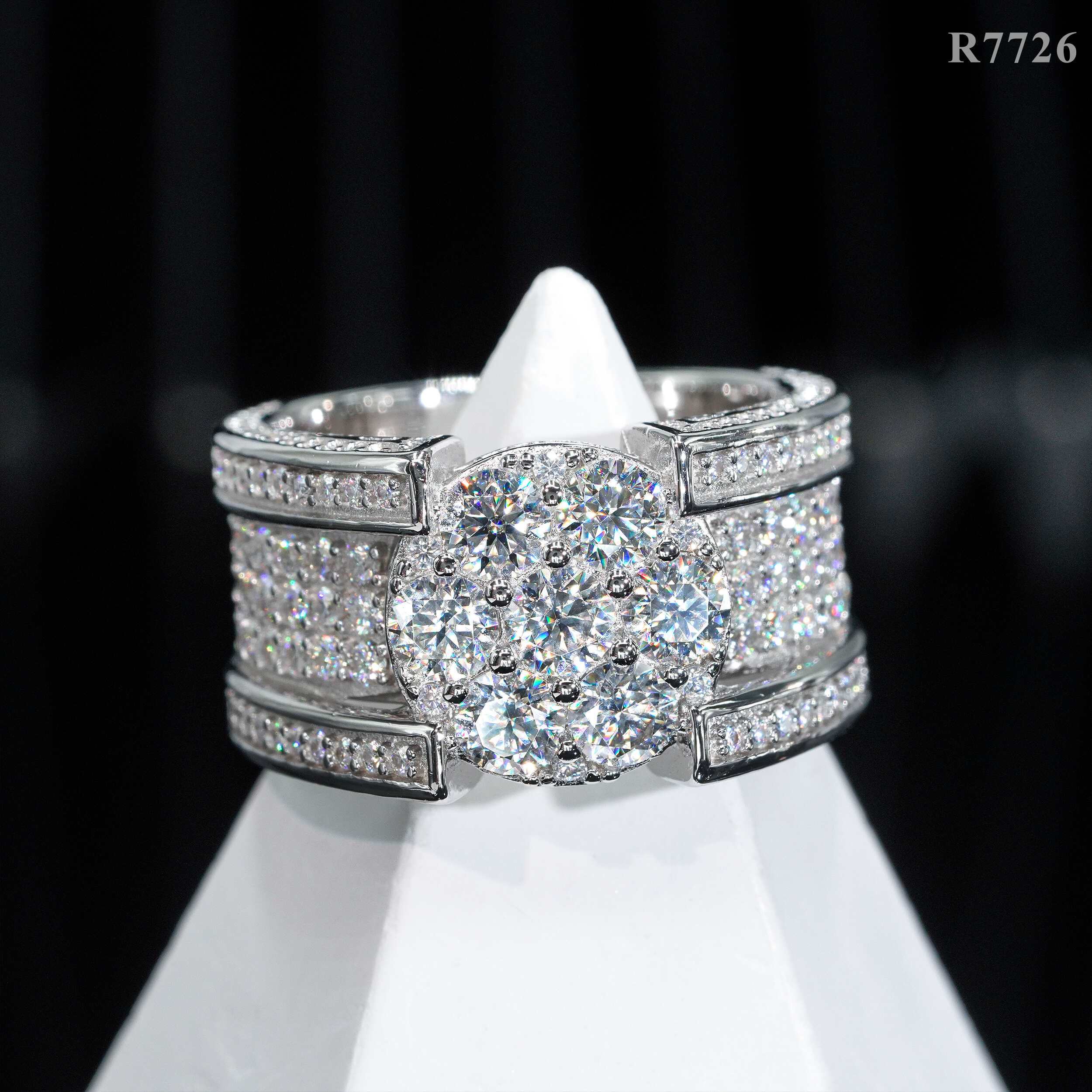 Fine Jewelry Iced Out Hip Hop Cuban Ring 925 Sterling Silver VVS Moissanite Diamond