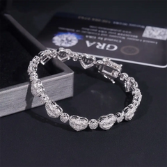 8.5MM Heart Shaped VVS Moissanite Chain Necklace