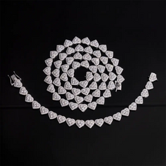 8MM Heart Shaped VVS Moissanite Cuban Link Chain Bracelet