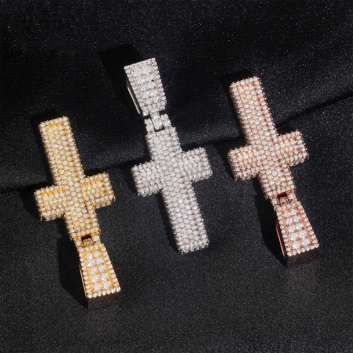 S925 Density Micro Paved VVS Moissanite Cross Pendant