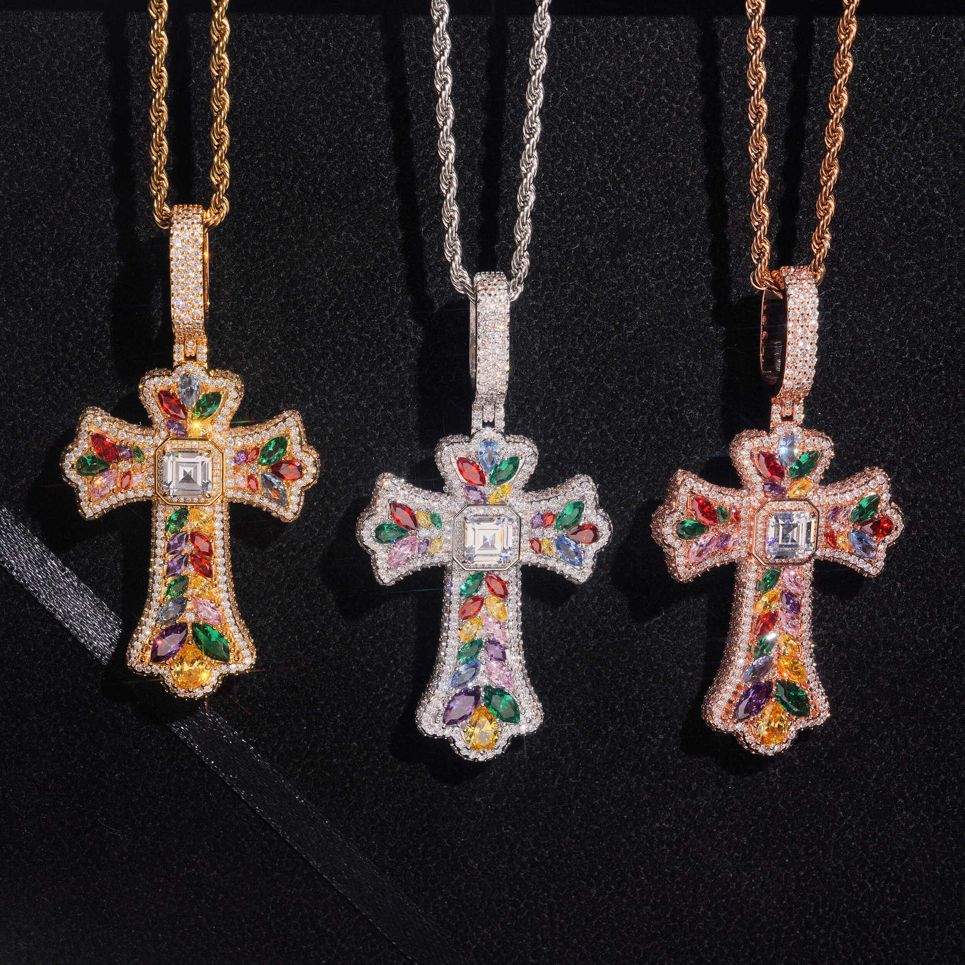 GL Iced Out Color Cross Hip Hop Silver VVS Moissanite Pendant