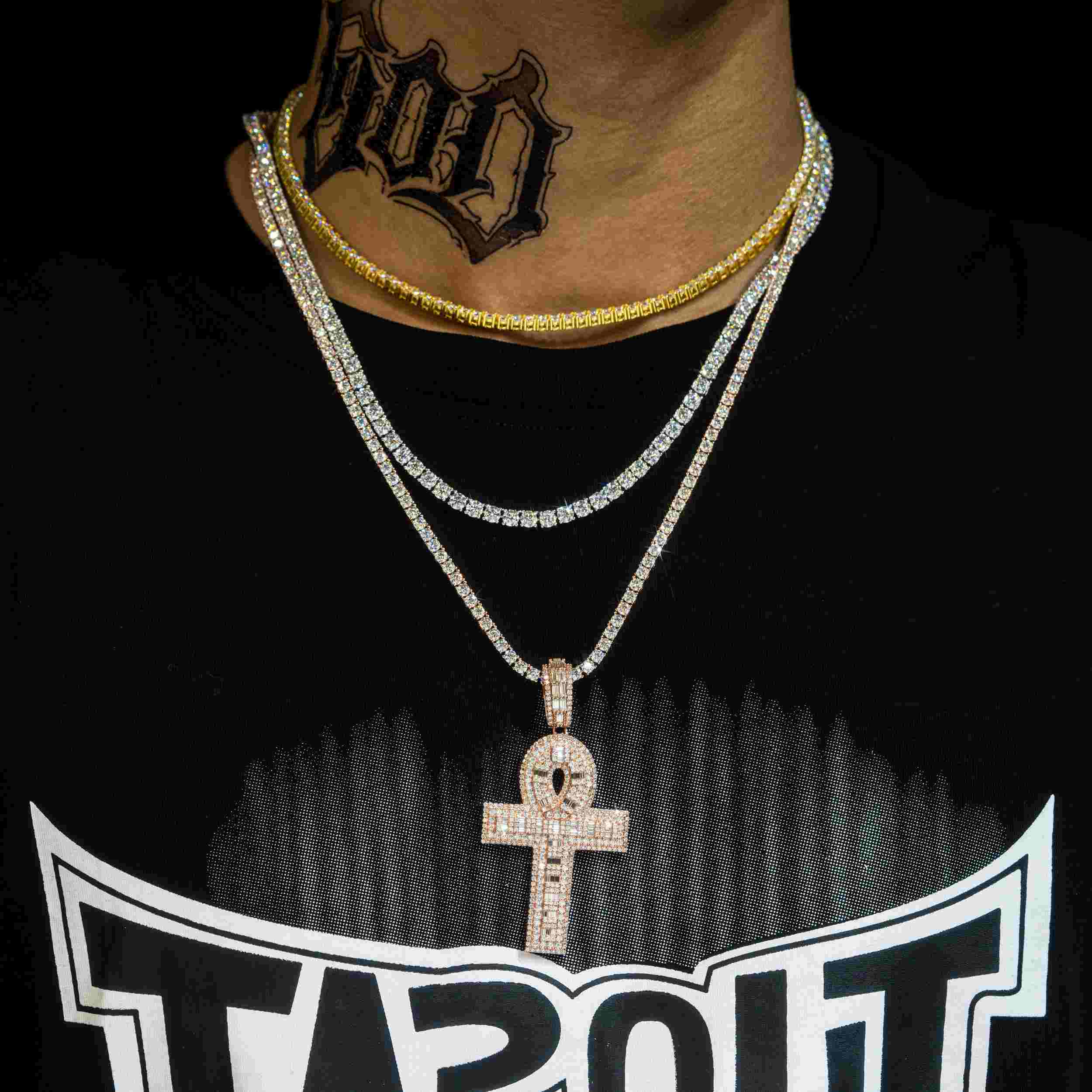 GL Ankh Silver VVS Emerald Cut Moissanite Diamond Cross Pendant Secondary image