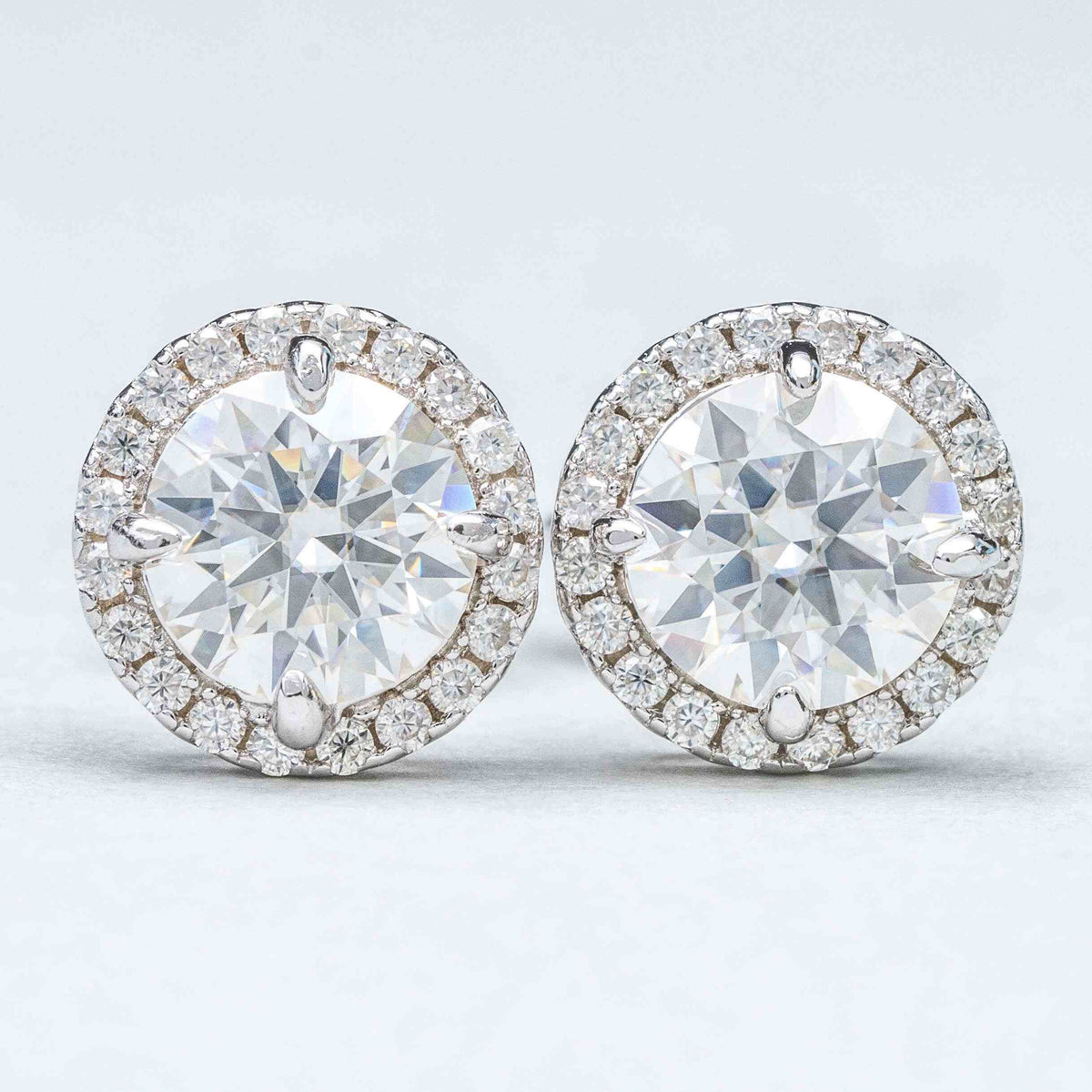 GL Hiphop Jewelry  925 Sterling Silver VVS Round Cut Moissanite Stud Earring