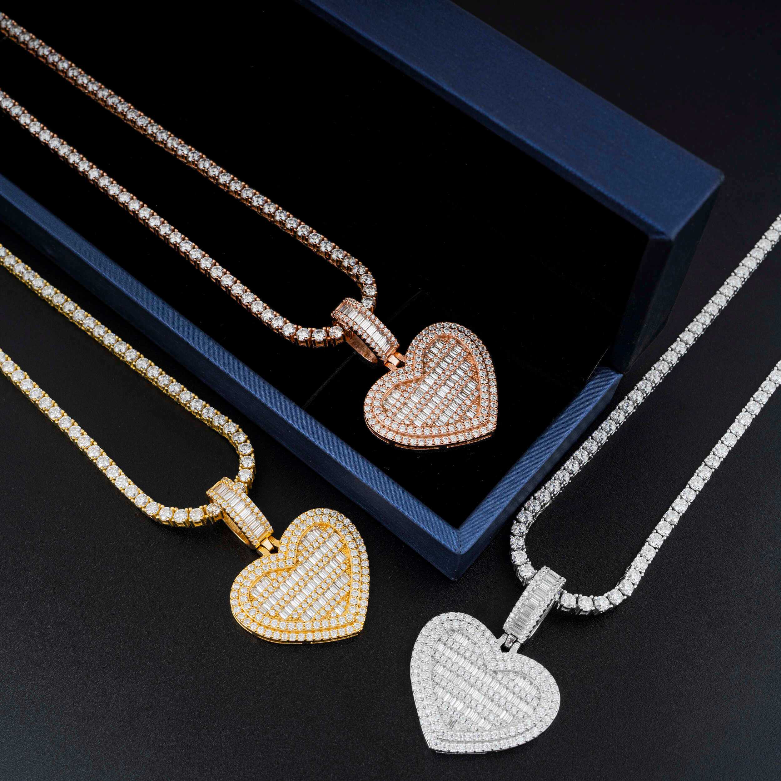 GL Heart Shape Double Halo S925 Silver Baguette Cut Moissanite Pendant Secondary image