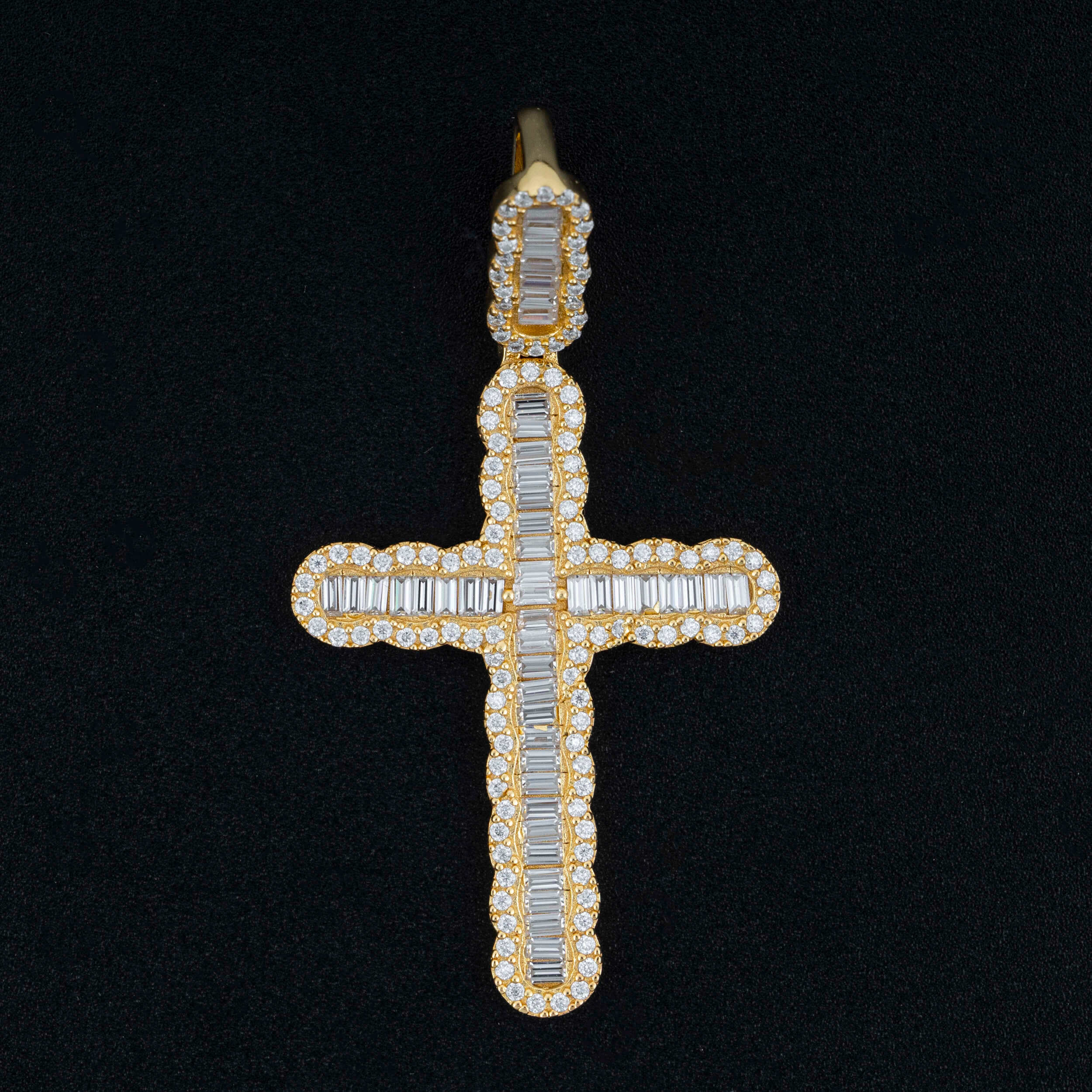 GL Hip Hop Iced Out Baguette Diamond Cross Pendant