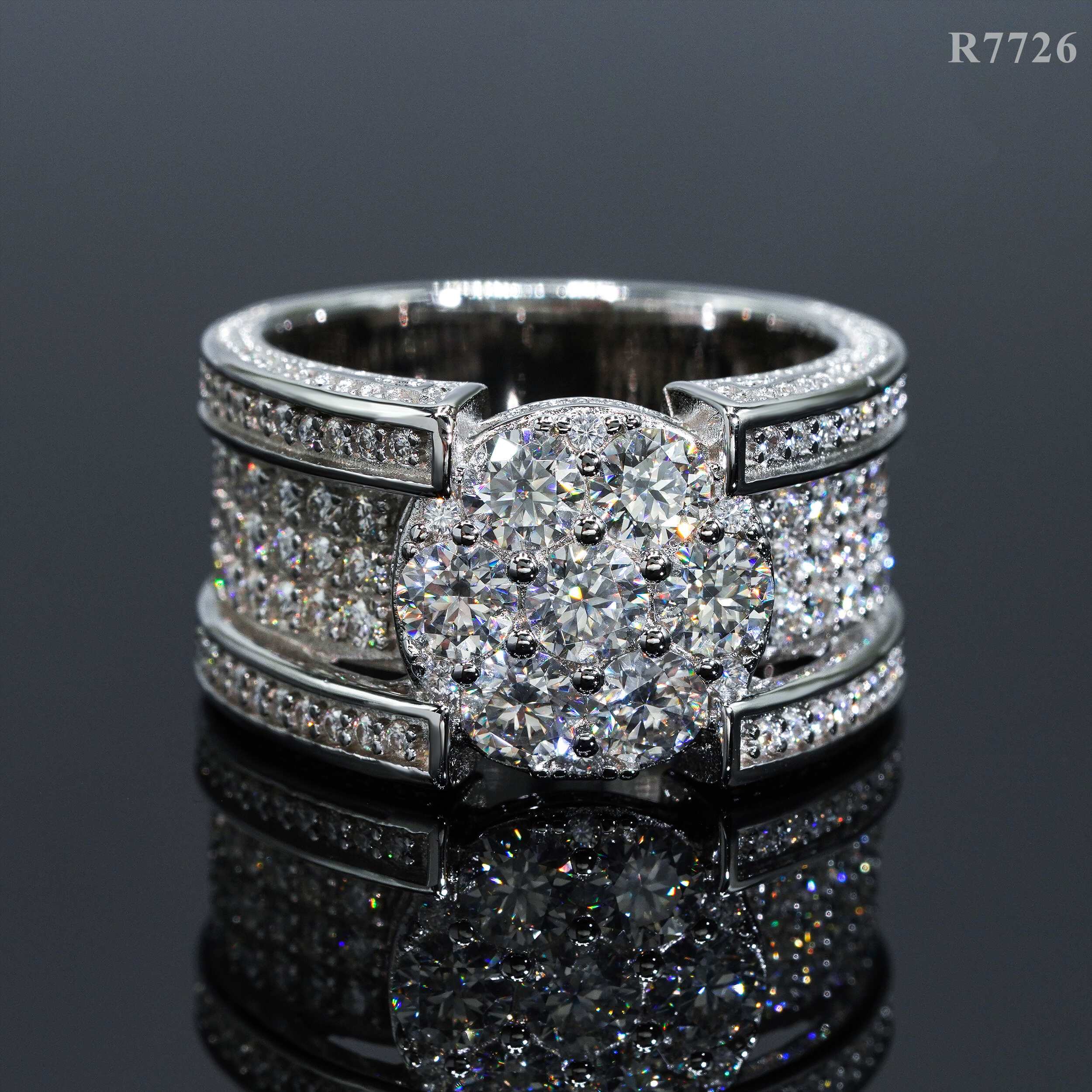 Fine Jewelry Iced Out Hip Hop Cuban Ring 925 Sterling Silver VVS Moissanite Diamond