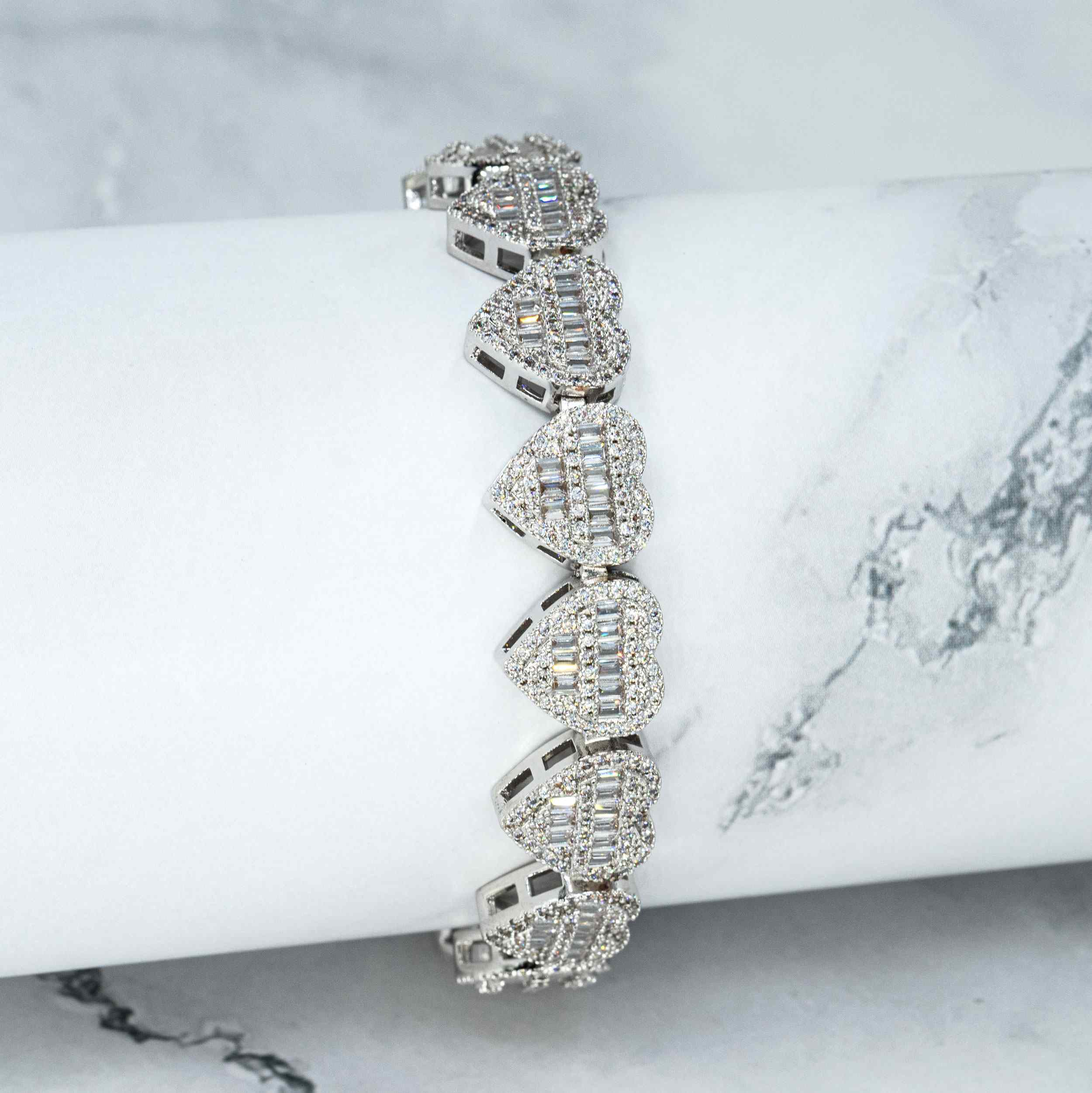 13MM S925 Silver Heart Shape Hip Hop Iced Out VVS Moissanite Baguette Diamond Cuban Chain