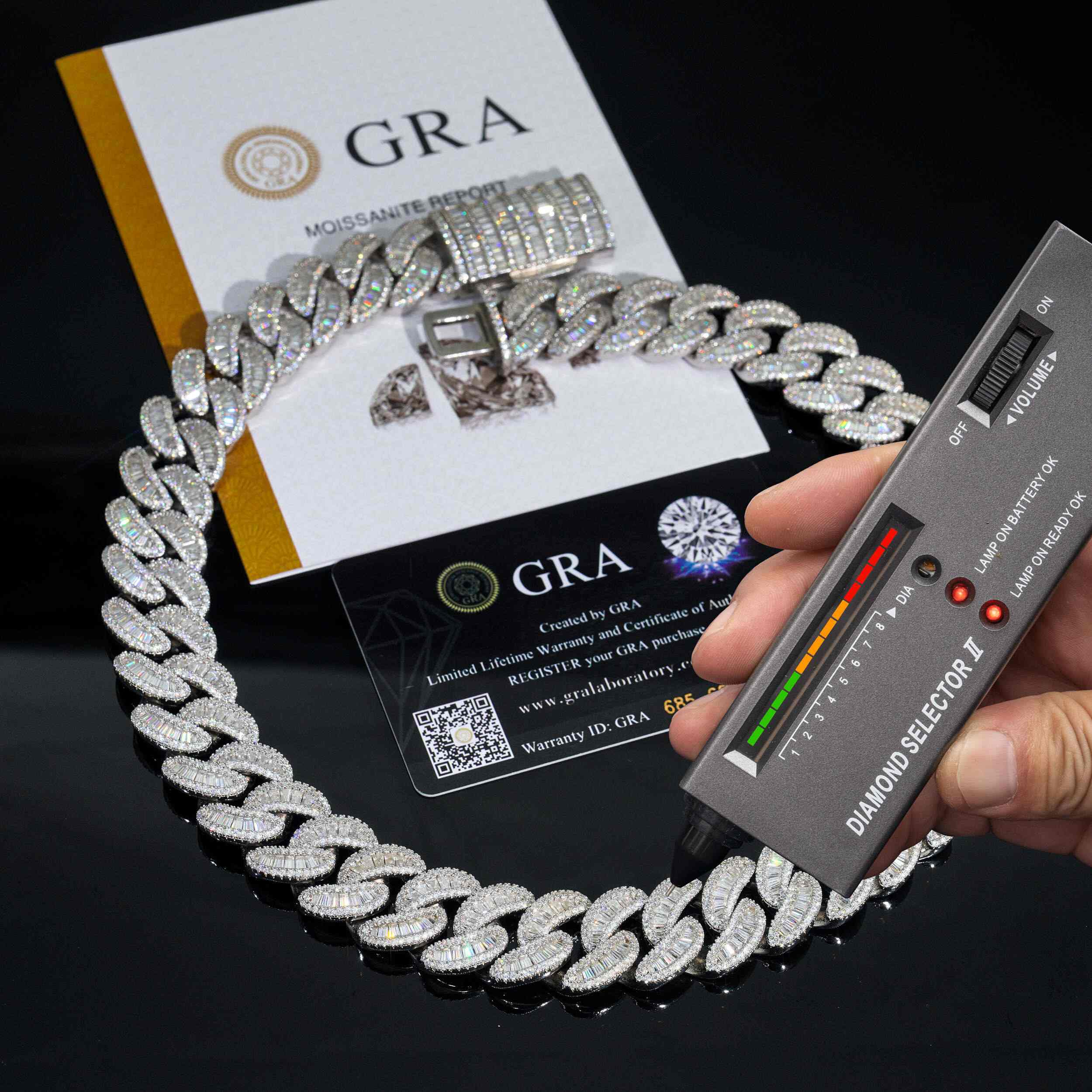 20MM S925 Silver Rectangular Stone VVS Moissanite Cuban Link Chain Secondary image