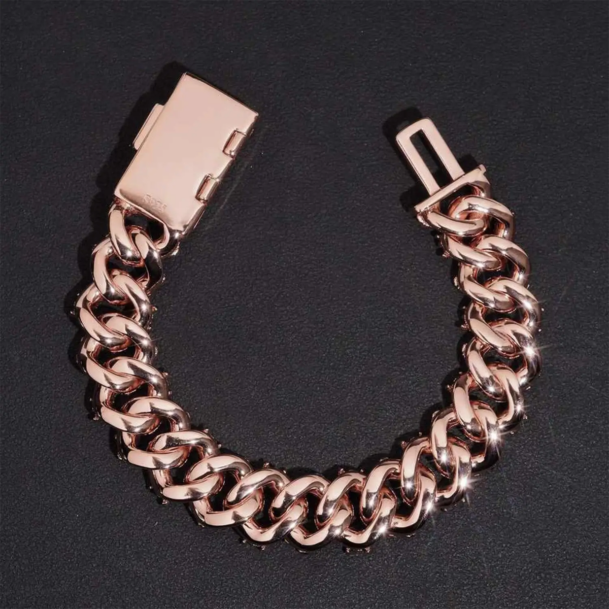 16MM Rose and Pigeon VVS Moissanite Bracelet