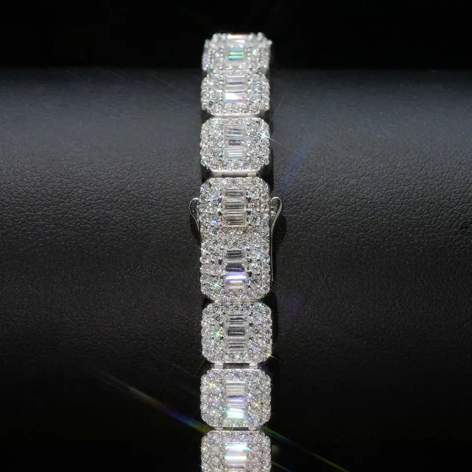VVS Moissanite Baguette Bracelet