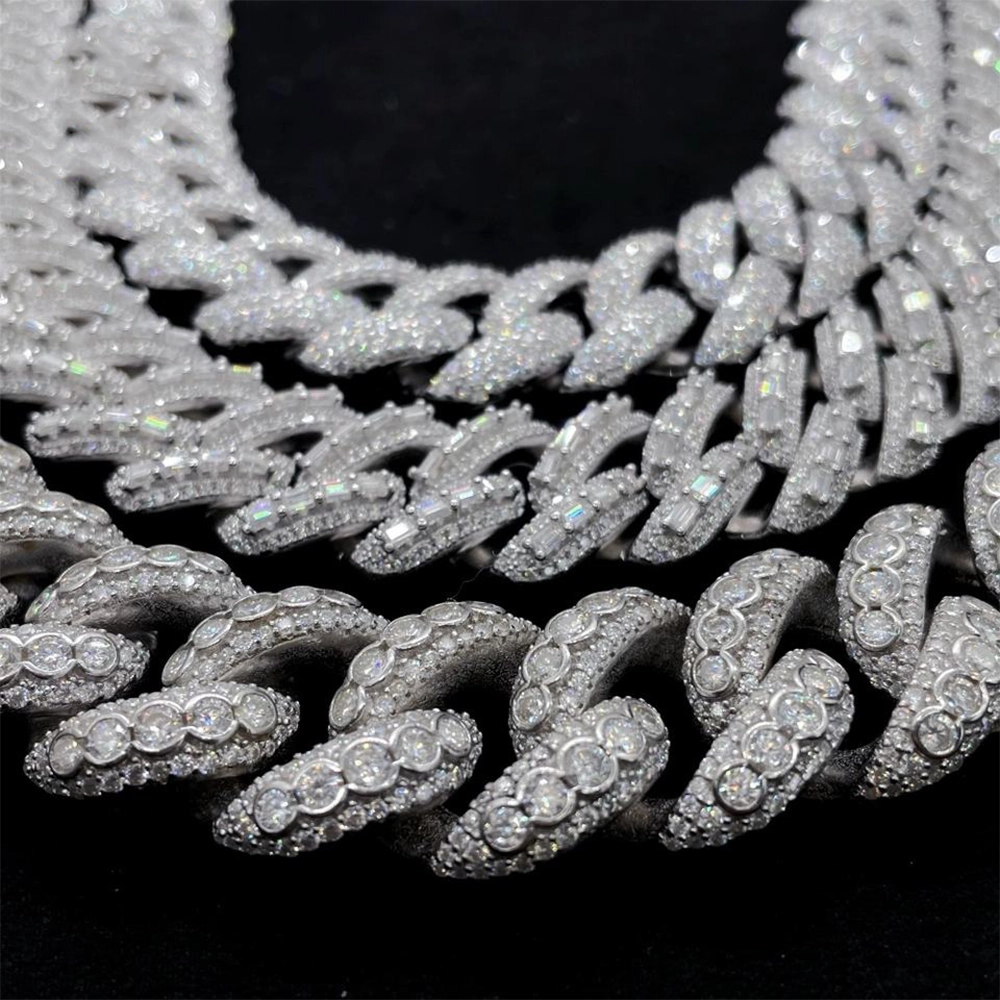 18MM Rise Rectangular Stone VVS Moissanite Cuban Link Chain