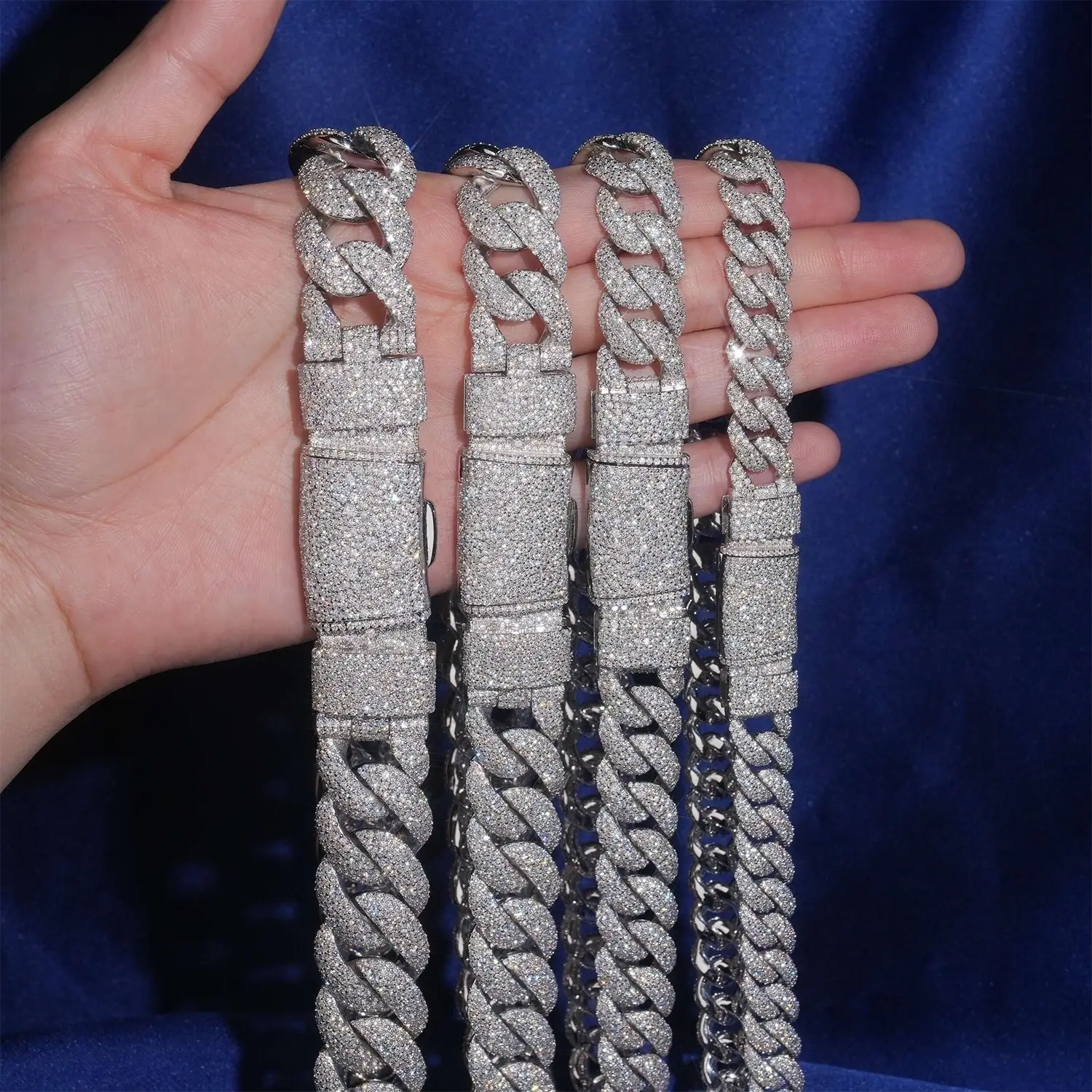 2026 New Mosaic Setting S925 Silver VVS Moissanite Cuban Link Chain Necklace