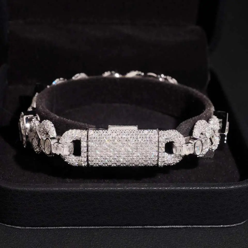 11.5MM VVS Moissanite Cuban Link Chain Infinity Necklace