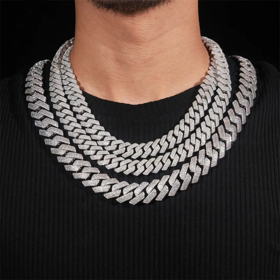 2026 New 18MM 4 Rows VVS Moissanite Cuban Link Chain Necklace