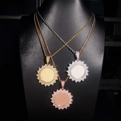 Custom Flower Design Photo Pendant