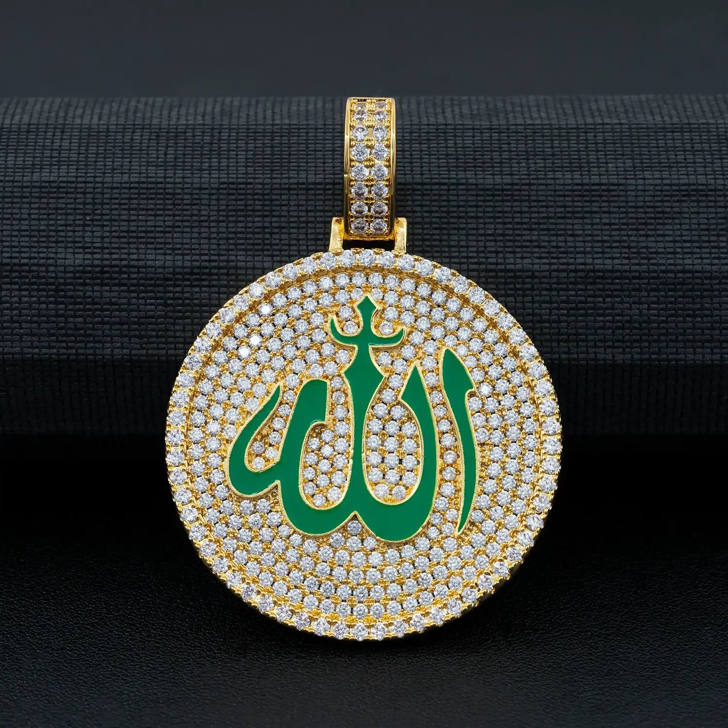 Divine Allah Round Medallion VVS Moissanite Diamond Pendant Hauptbild