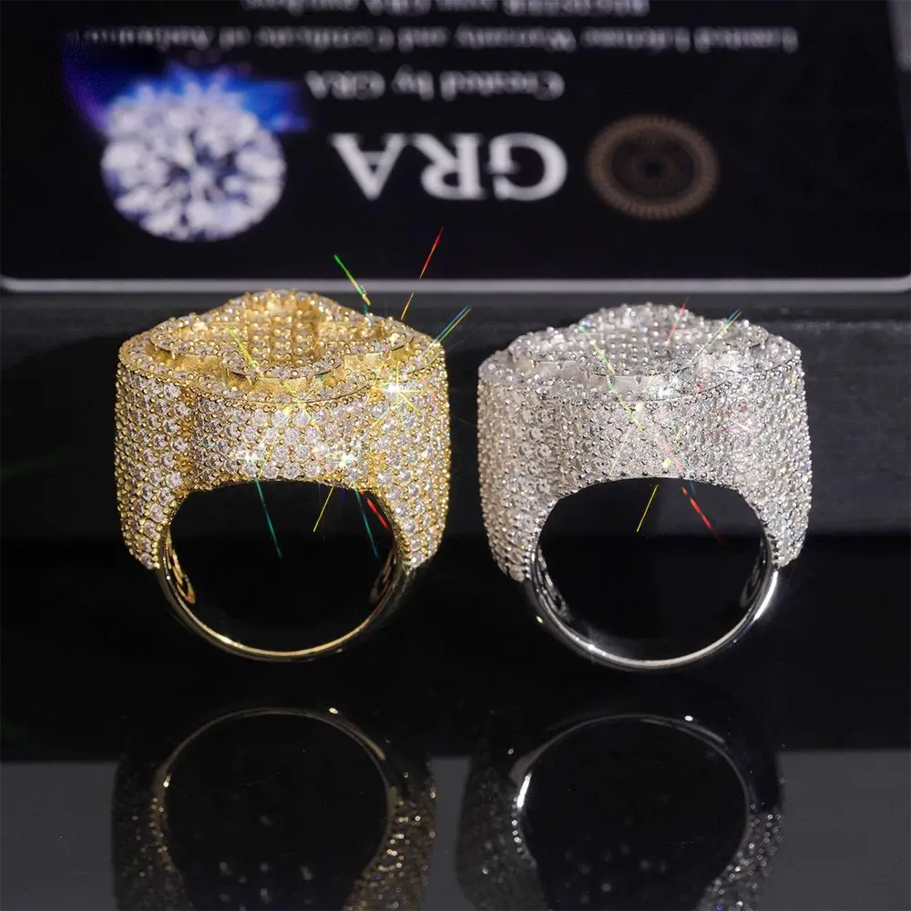 GL Iced Out Clover Baguette Moissanite Diamond Ring