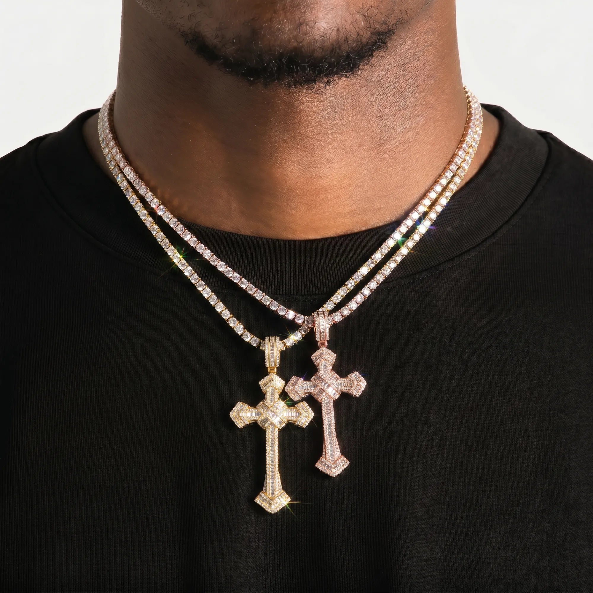 Hip hop Arrow Cross VVS Moissanite Pendant Image principale du produit