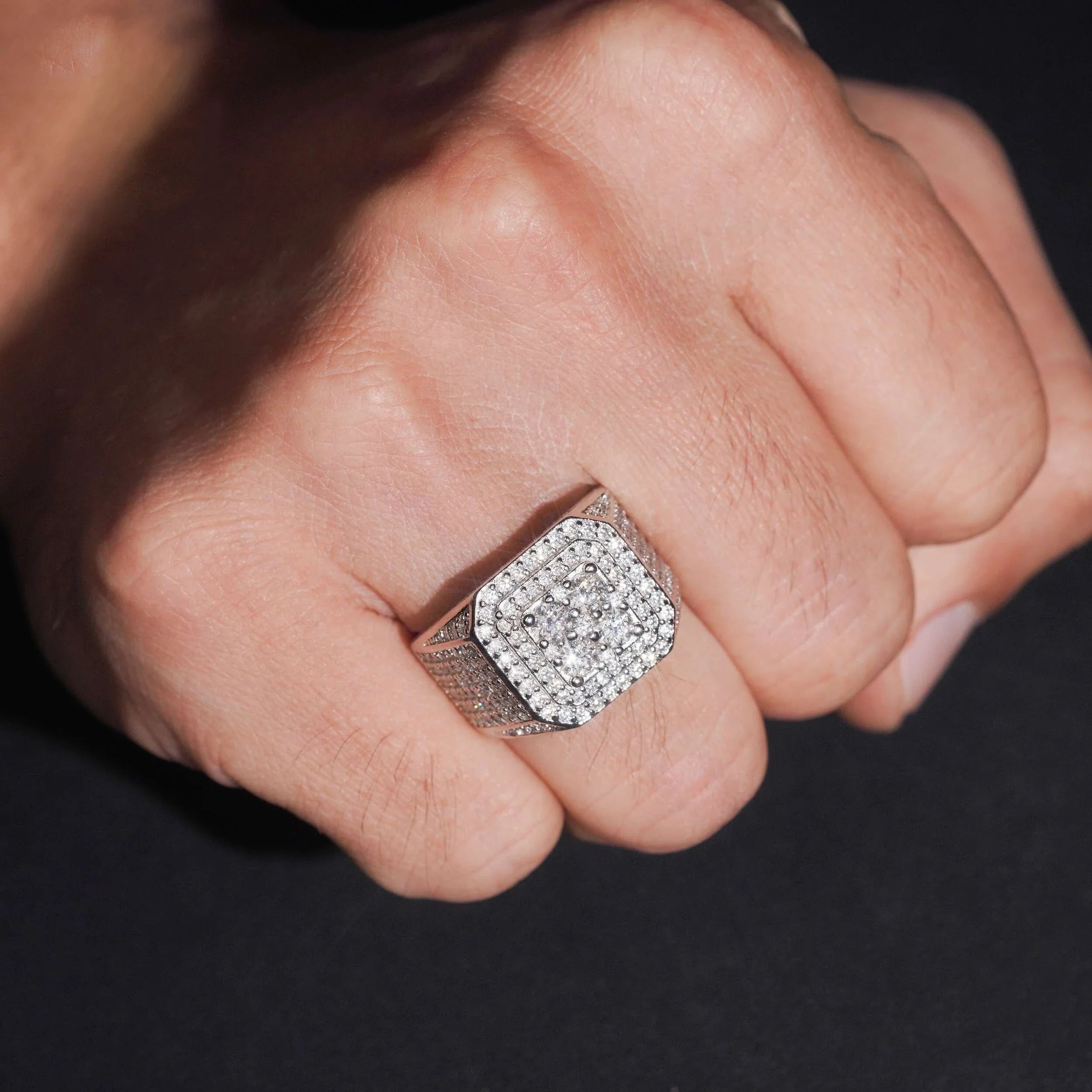 GL Top Quality Iced Out Jewelry VVS Moissanite Hip Hop Men Ring Secondary image