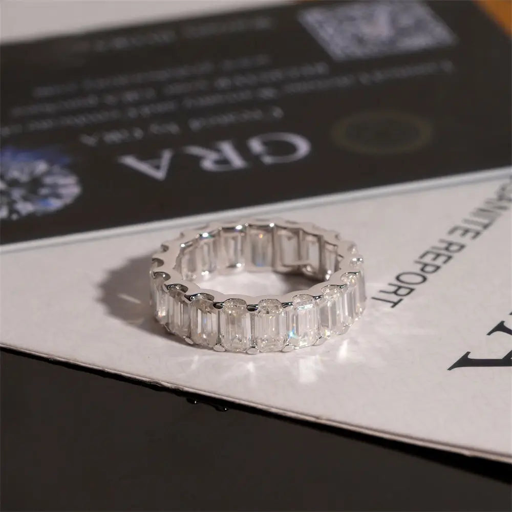 GL Emerald cut Moissanite Diamonds Eternity Bands Ring