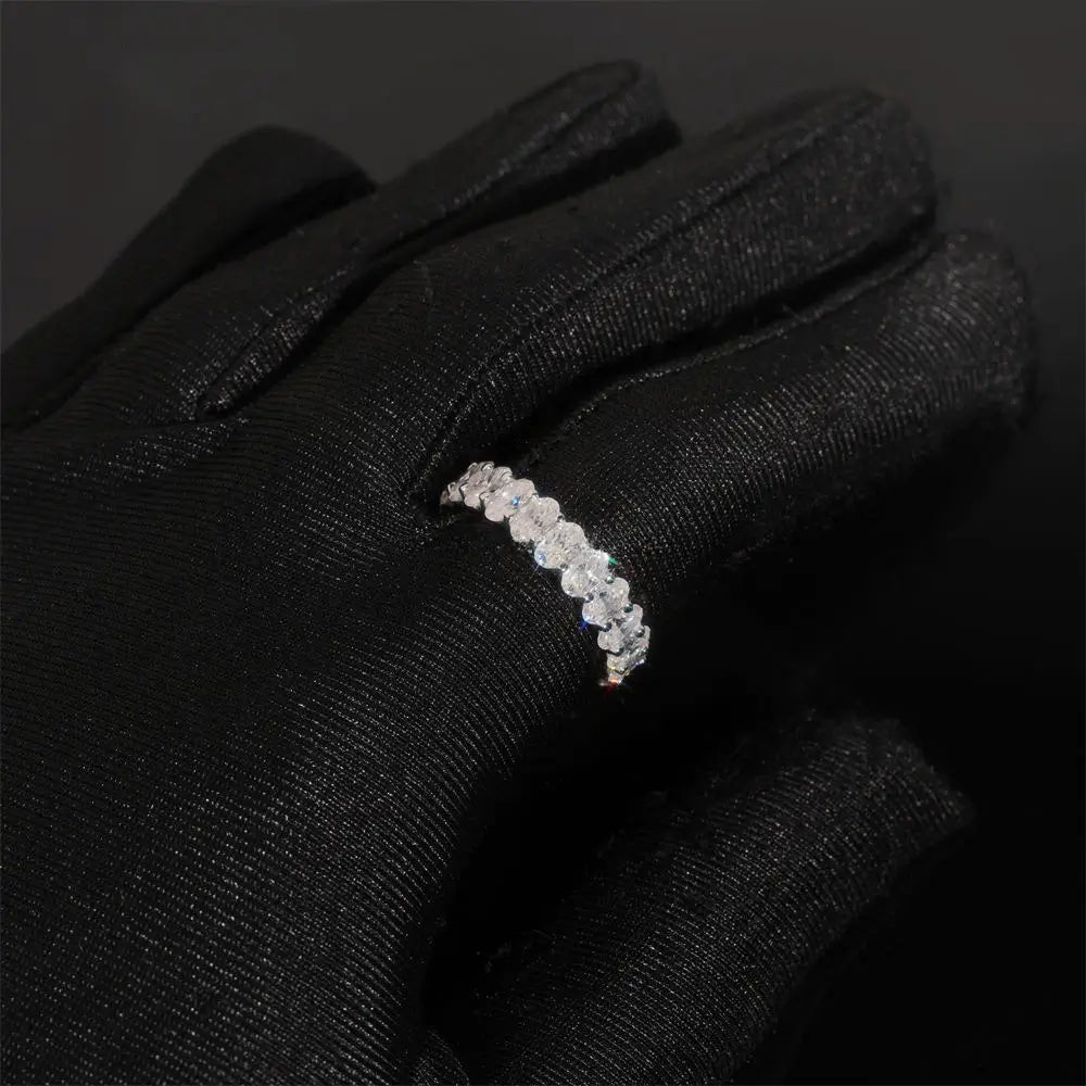 GL Oval Shape Moissanite Eternity Band Ring