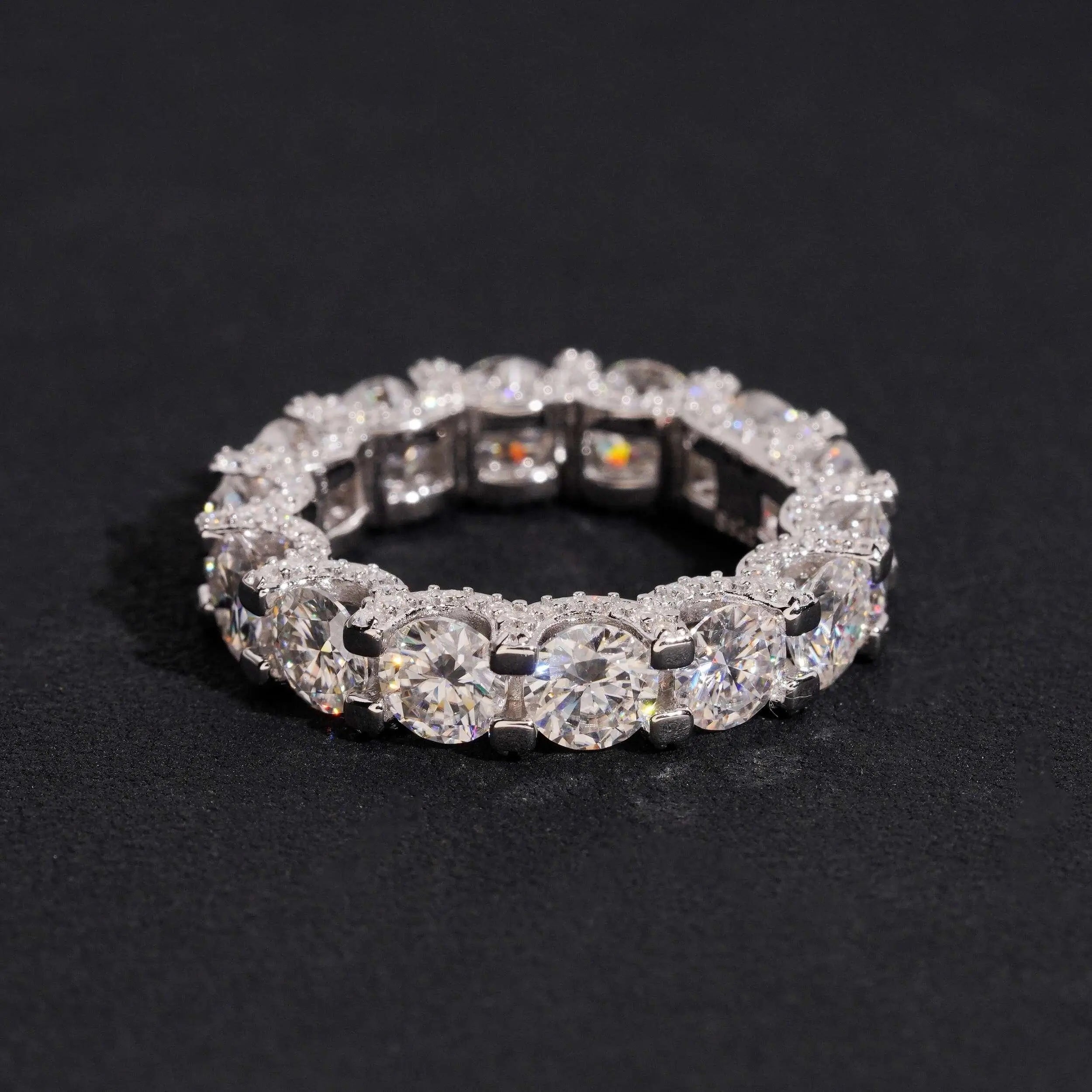 GL Round Cut Full Eternity Band Moissanite Ring Main image