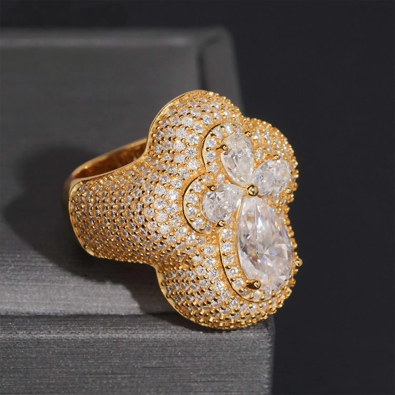 8CT VVS Moissanite Iced Out Statement Ring