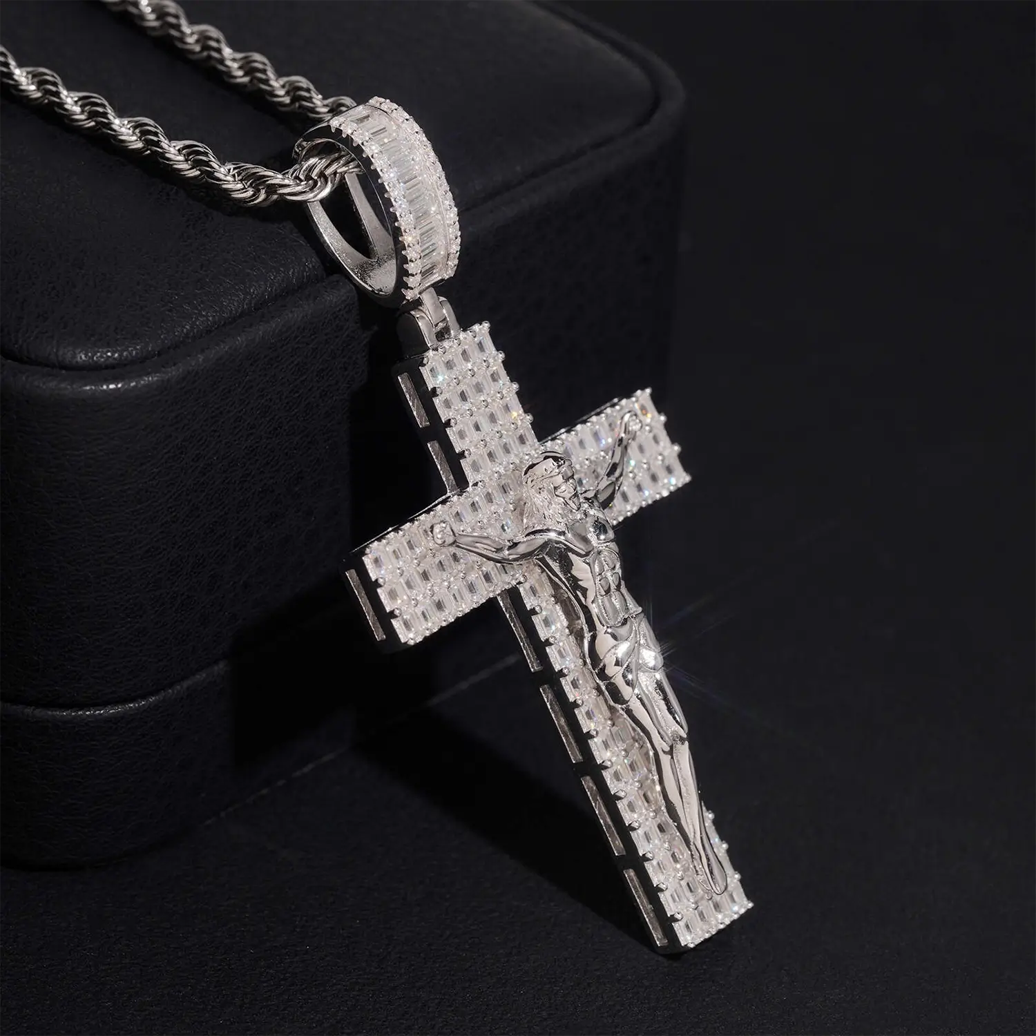 925 Silver VVS Moissanite Jesus Cross Pendant