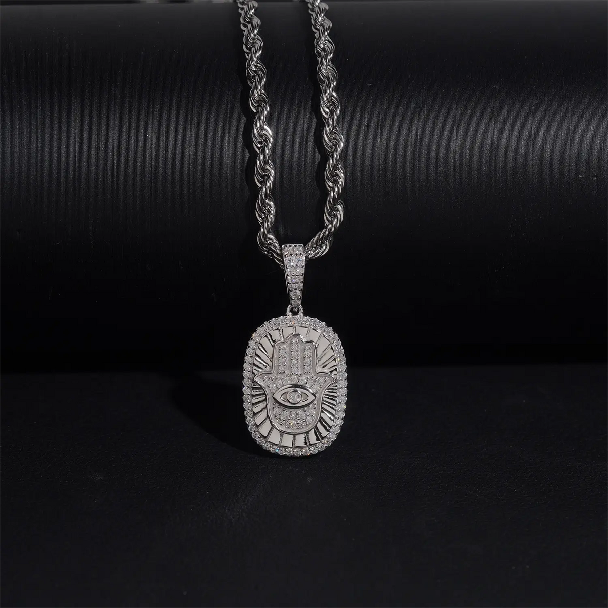 VVS Moissanite Hamsa Hand Evil Eye Pendant Hauptbild