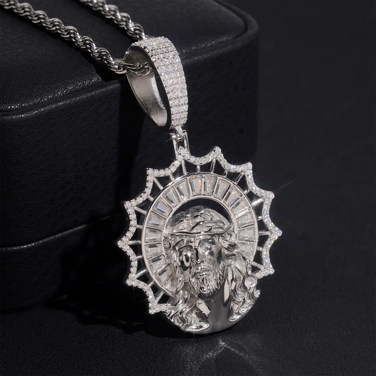 Halo God VVS Moissanite Iced Out Jesus Pendant