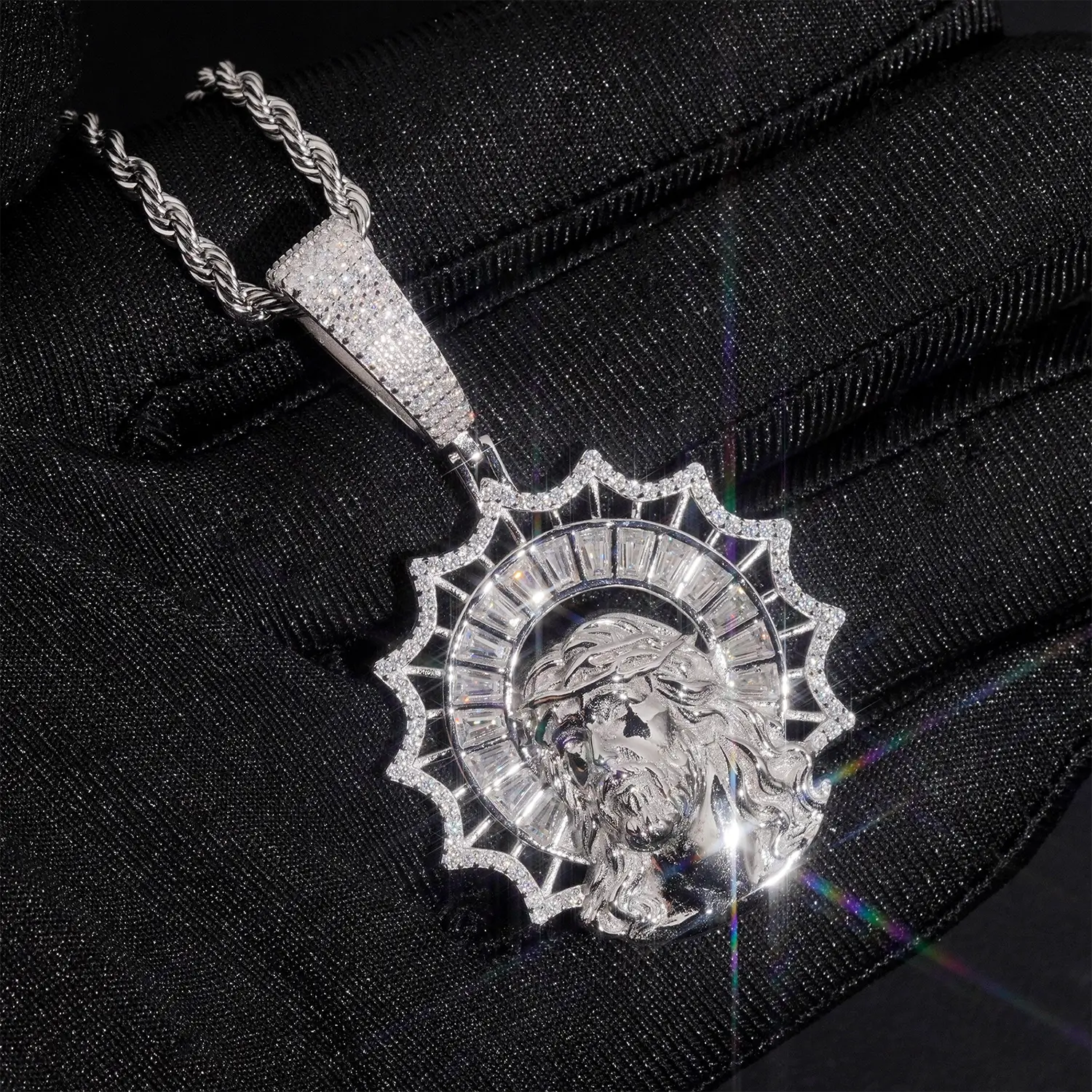 Halo God VVS Moissanite Iced Out Jesus Pendant