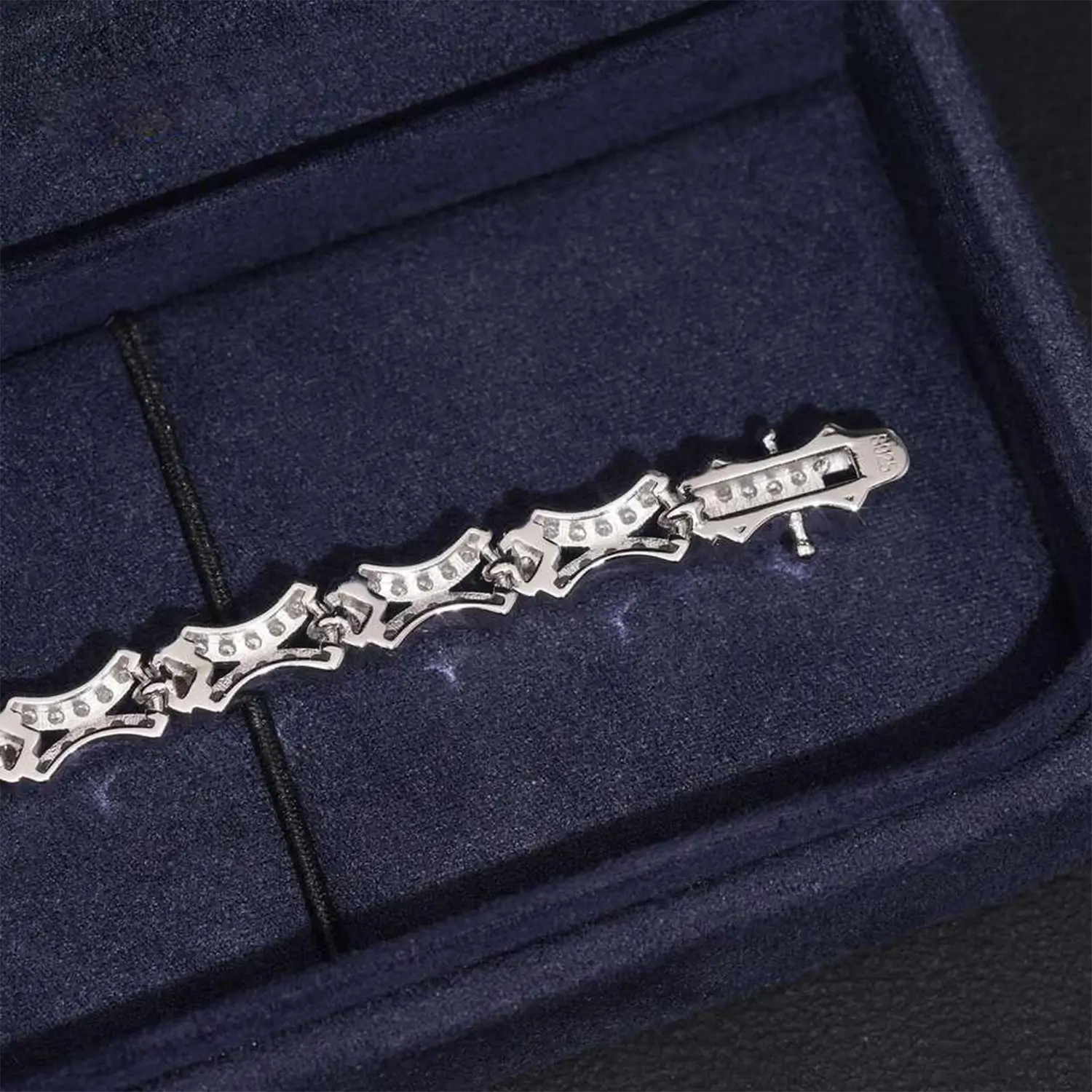 X Shape 6MM VVS Moissanite Tiny Cuban Chain Bracelet