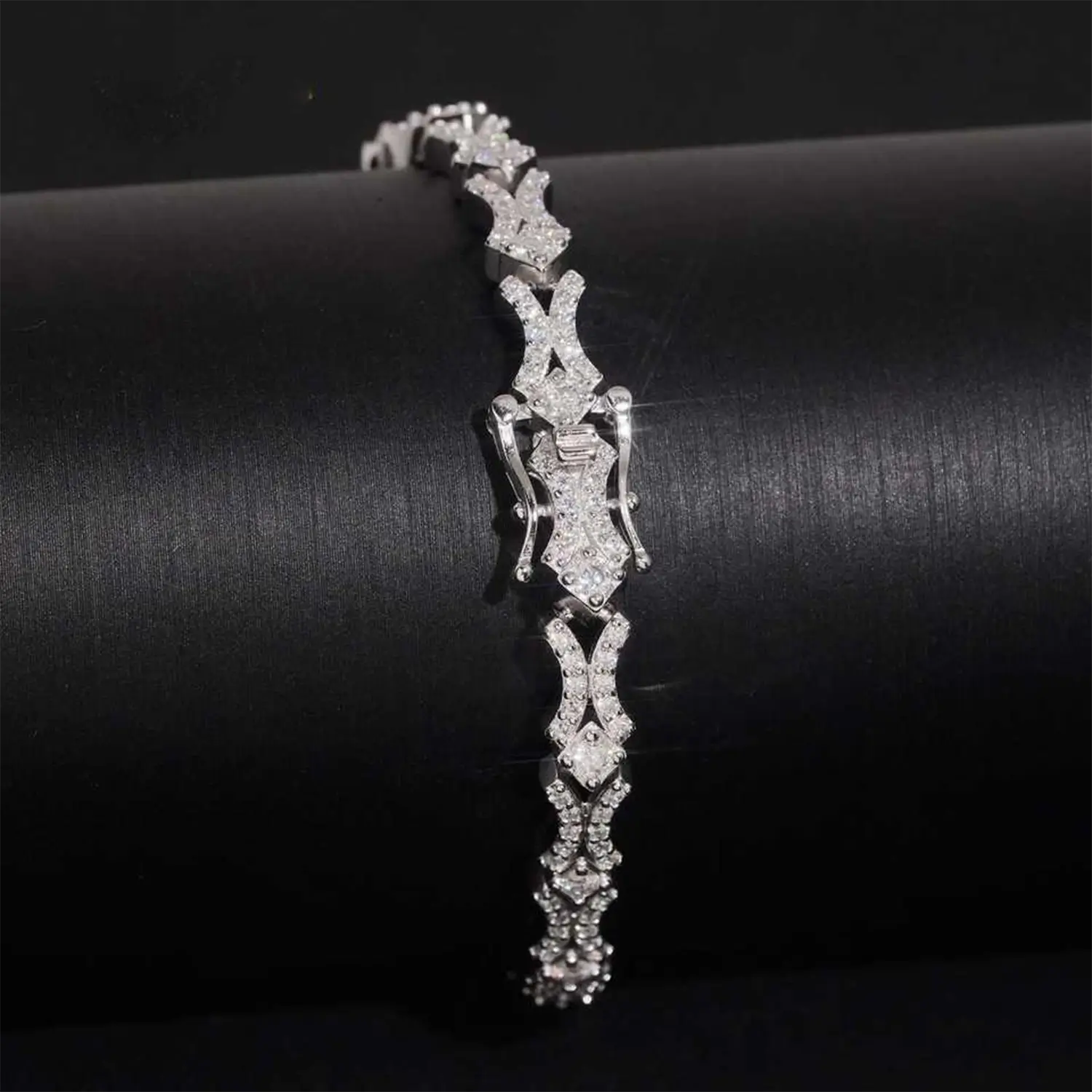 X Shape 6MM VVS Moissanite Tiny Cuban Chain Bracelet
