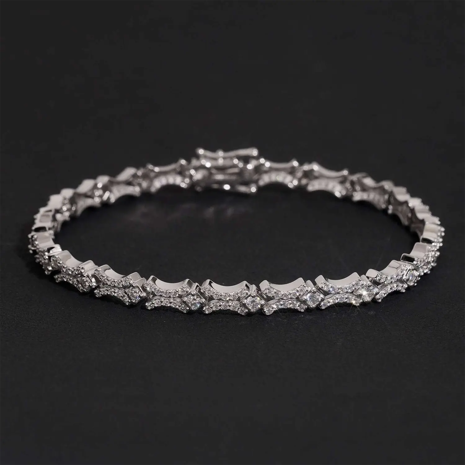 X Shape 6MM VVS Moissanite Tiny Cuban Chain Bracelet