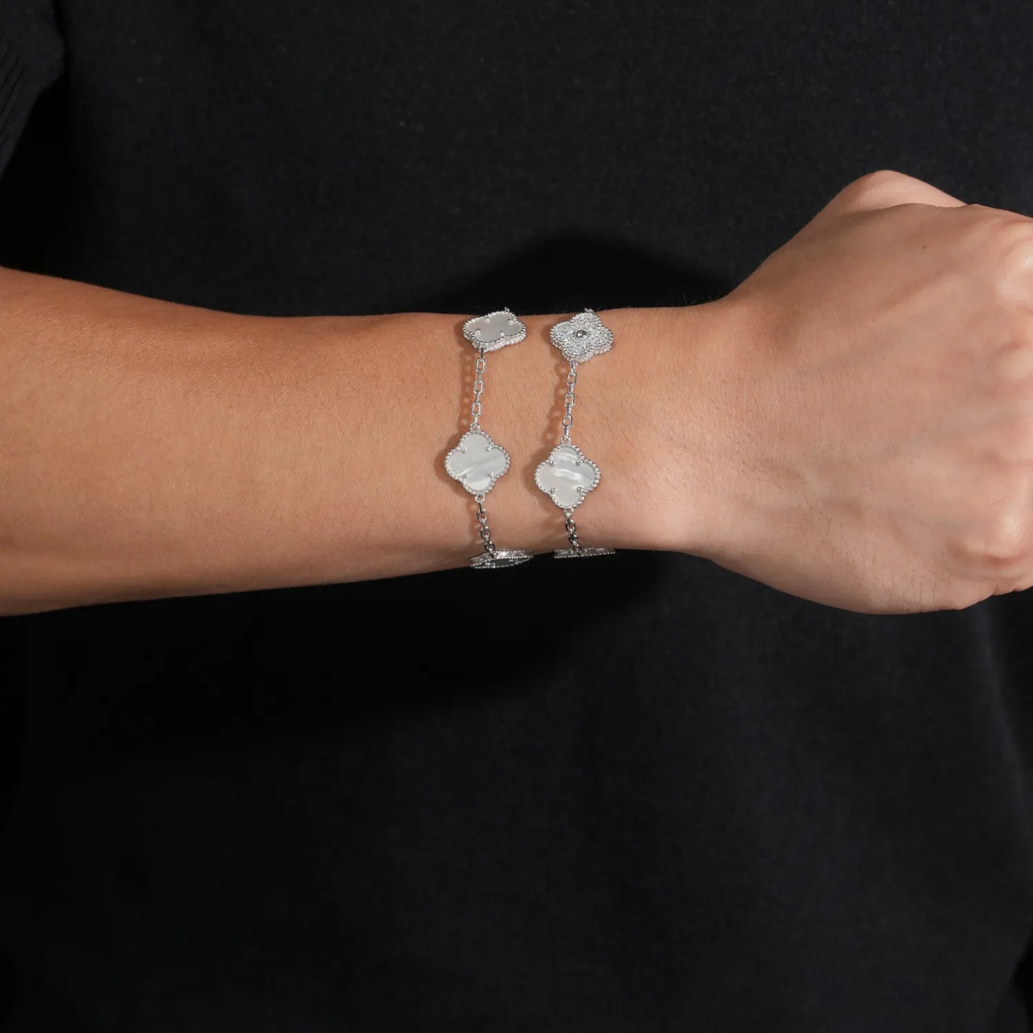 5-Motif Clover Moissanite Bracelet S925 Silver Black Onyx & White Shell