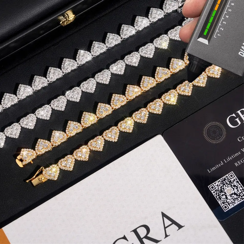 8MM Heart Shaped VVS Moissanite Cuban Link Chain