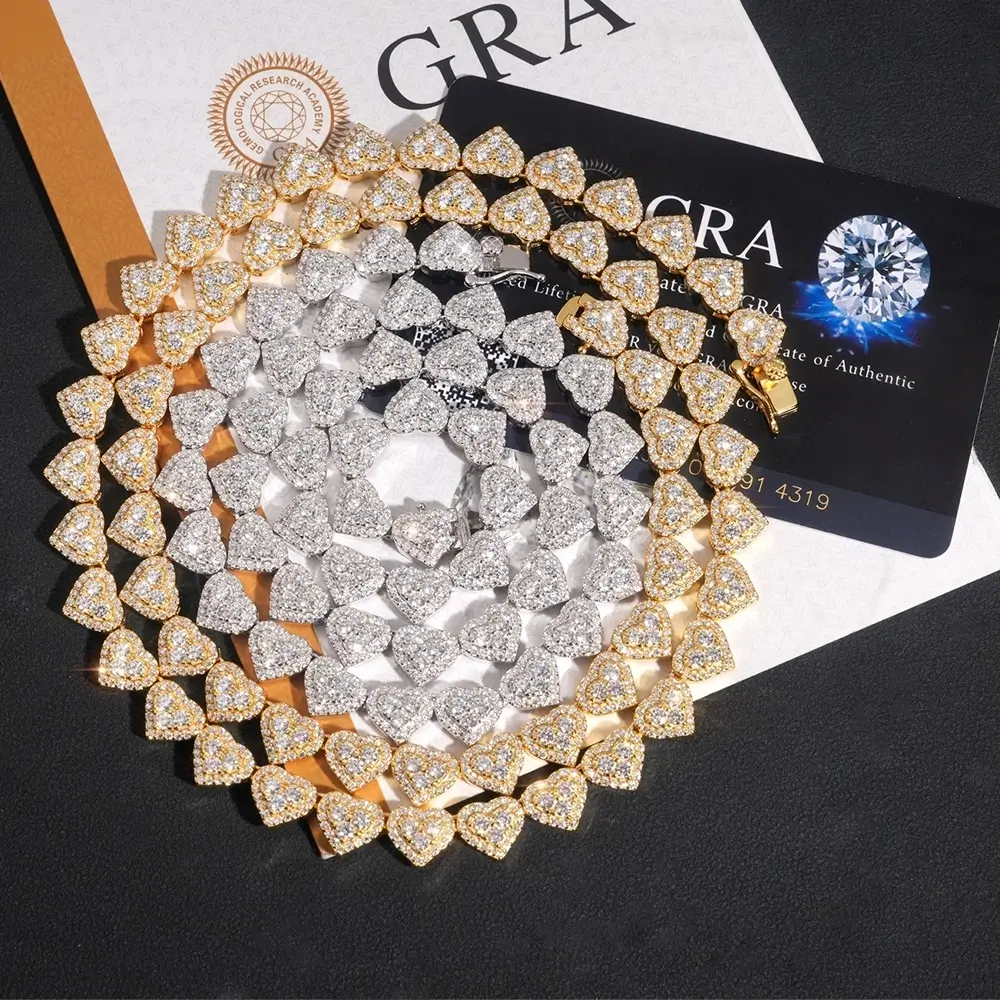 8MM S925 Silver Heart Shaped VVS Moissanite Cuban Link Chain