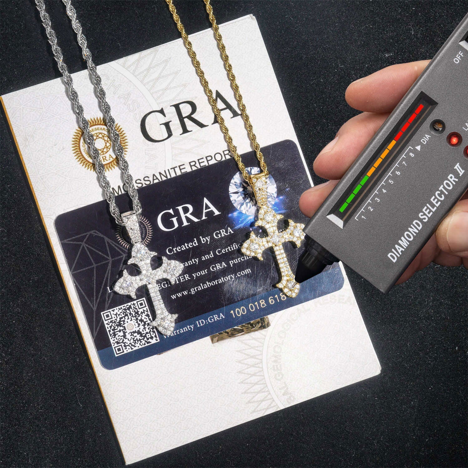 【US 3 Days Delivery】GL Princess Cut Iced Out VVS Moissanite Cross Pendant Secondary image