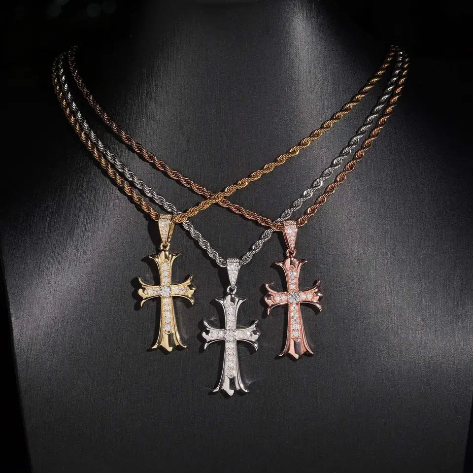 VVS Moissanite Gothic Fleur-de-Lis S925 Silver Cross Pendant Secondary image