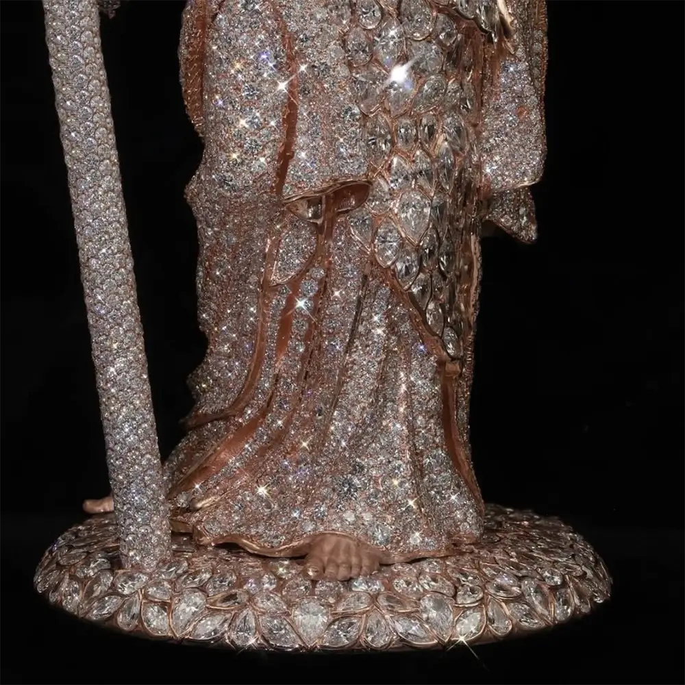 Custom-made 3D VVS Moissanite Pendant of The Virgin Mary