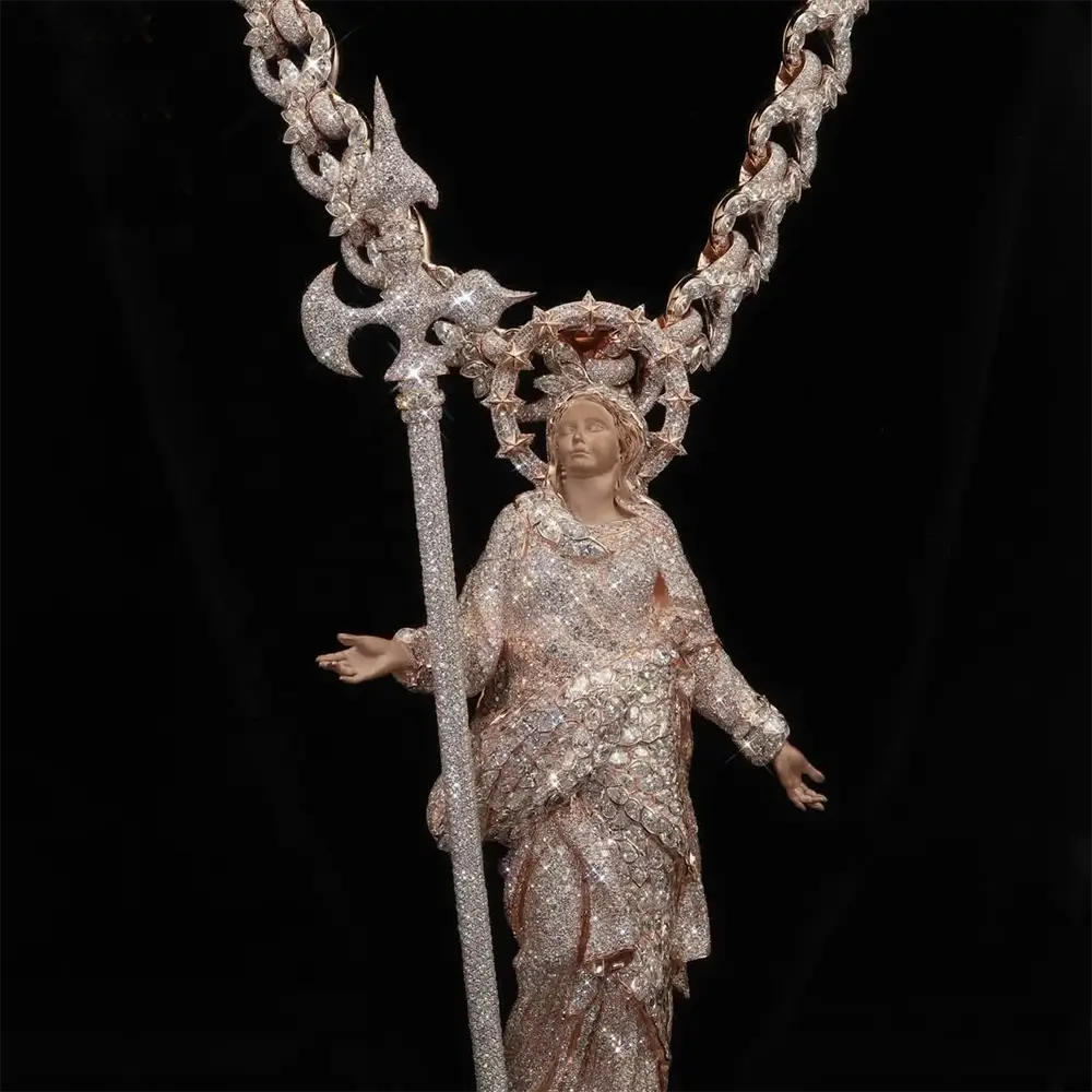 Custom-made 3D VVS Moissanite Pendant of The Virgin Mary