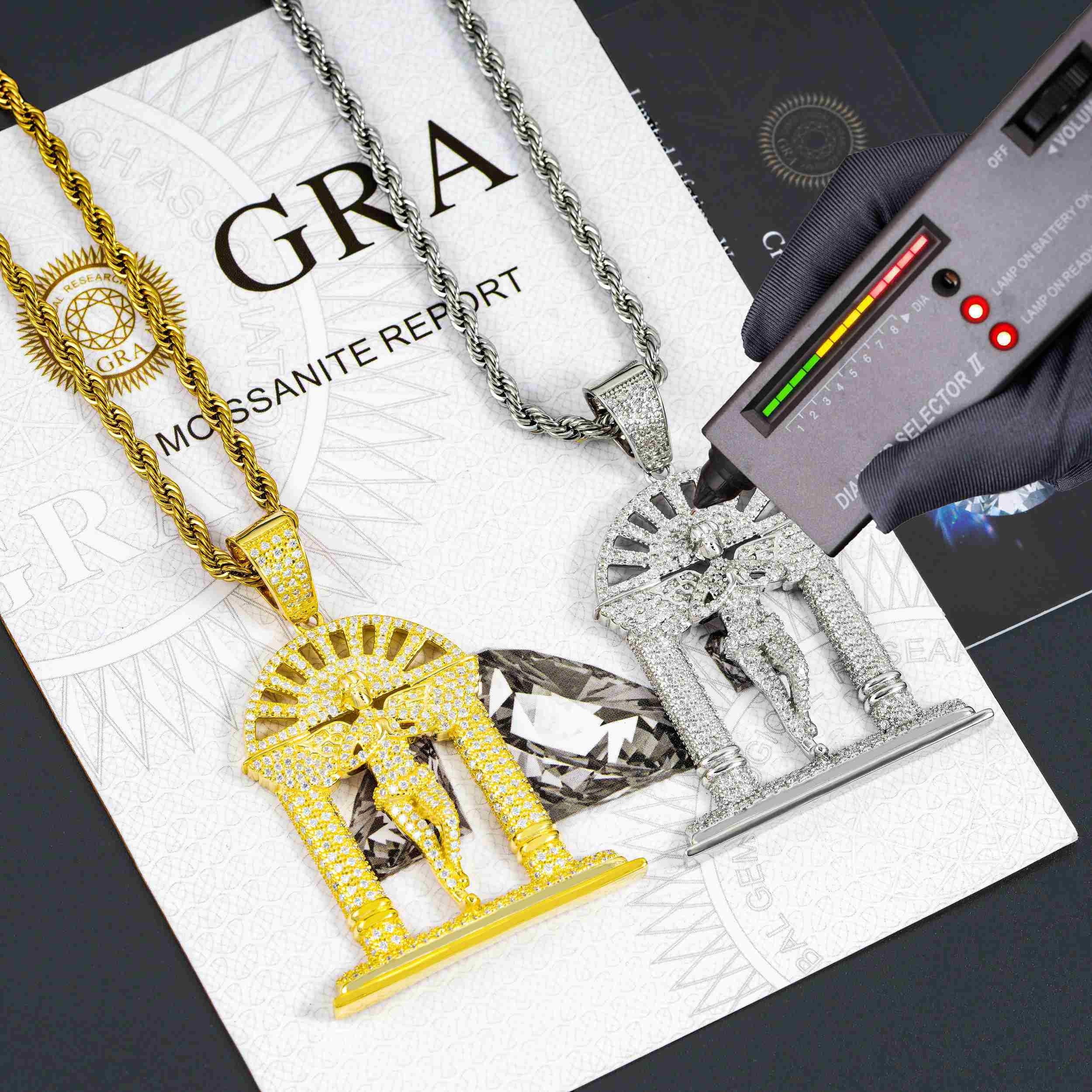 GL Jesus Gate Silver Moissanite Pendant