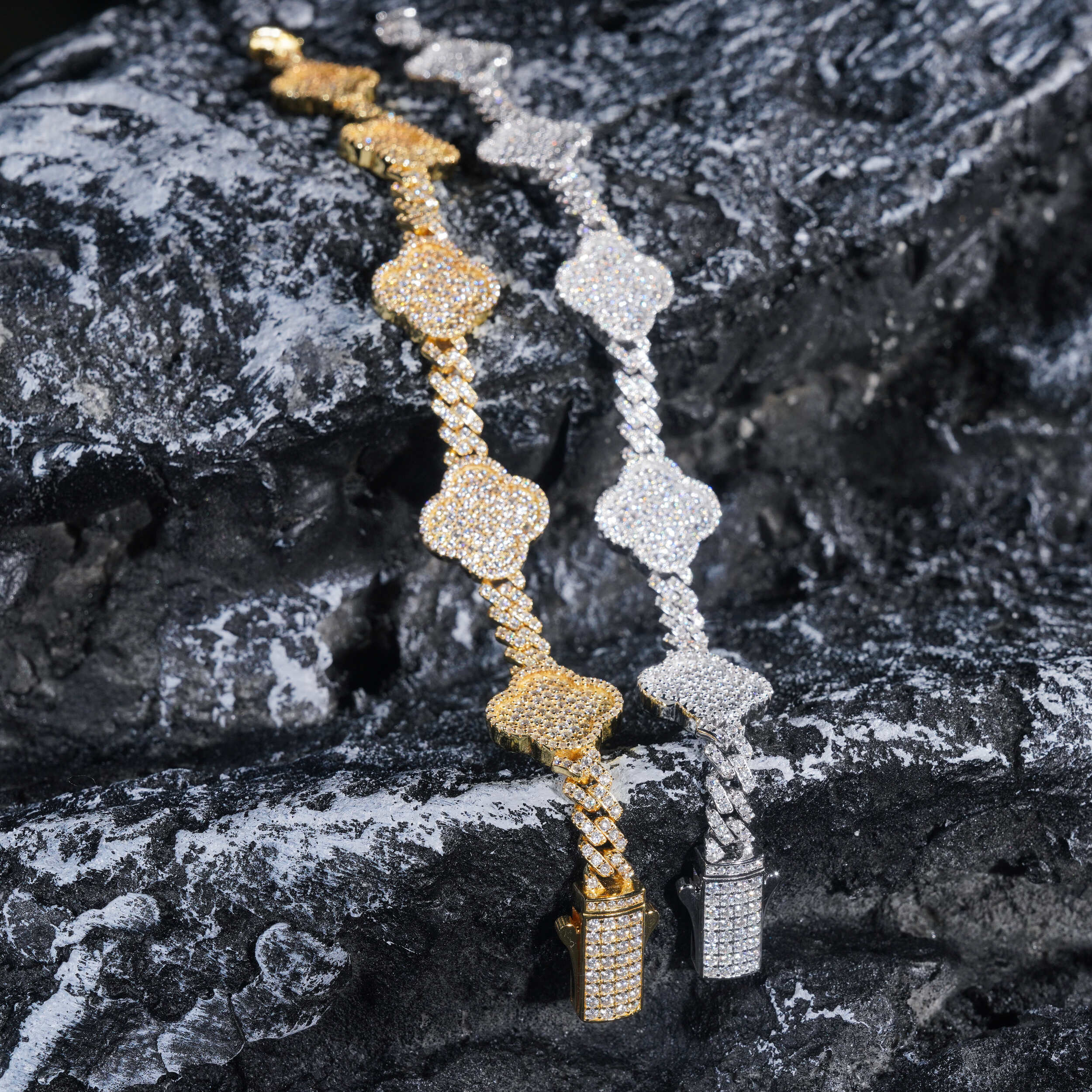 6MM S925 Silver VVS Moissanite Cuban Link Chain with Clover 16K Gold Plated