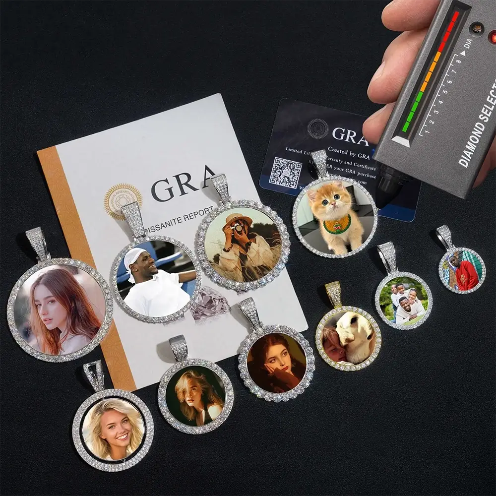 GL Custom Photo Pendant VVS Moissanite Stone Pendant Secondary image